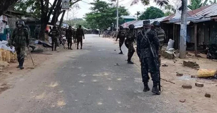 সাজেকে গোলাগুলি, পর্যটকদের নিরাপদে সরানোর চেষ্টা