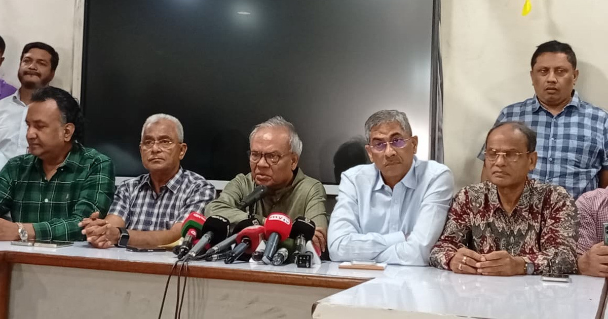 বাংলাদেশে জ্বালানি তেলের দাম তুলনামূলক কম: রিজভী