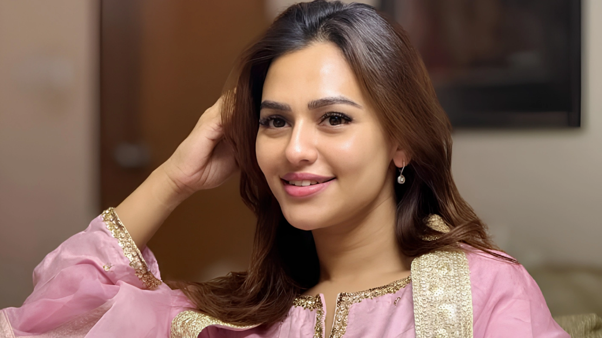 ‘ট্রাইব্যুনাল’ থেকে সরে দাঁড়ালেন নুসরাত ফারিয়া, জানেন না নির্মাতা