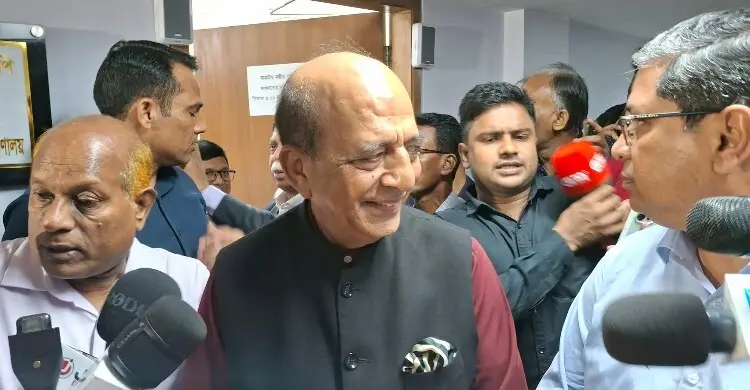 বাংলাদেশের অভ্যন্তরীণ রাজনীতি নিয়ে মন্তব্য নয়: দীনেশ ত্রিবেদী