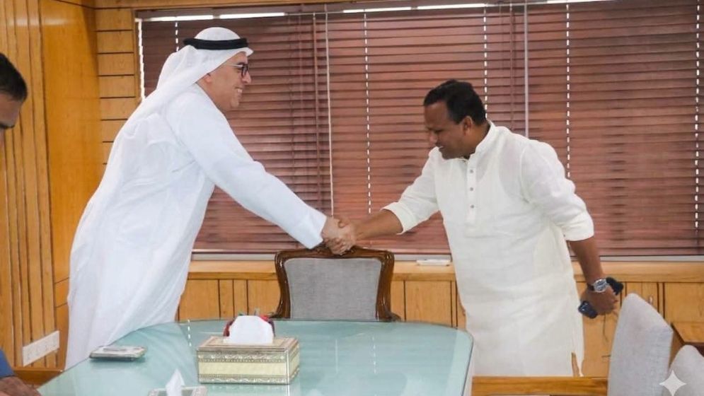 জাহাজ নির্মাণ ও নৌখাতে আমিরাতের বিনিয়োগ আহ্বান বাংলাদেশের