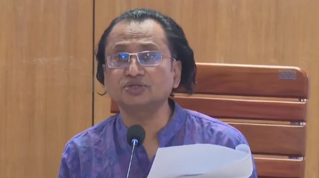 সরকারি চাকরির ভাইভায় নম্বর বাড়ানোর কারণ জানালেন জাহেদ উর রহমান