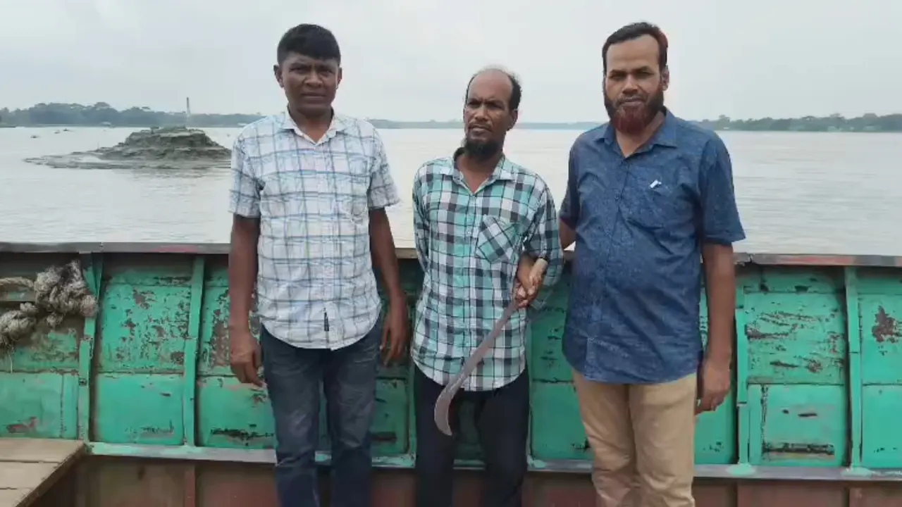 মাদক ব্যবসায় বাধা দেওয়ার জেরে যুবককে কুপিয়ে জখম, অভিযুক্ত কারবারি গ্রেপ্তার
