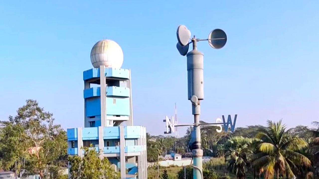 আবহাওয়া পর্যবেক্ষণে ব্যবহৃত ৫ অচল রাডারের মধ্যে একটি সচল, মেরামত চলছে এখনও