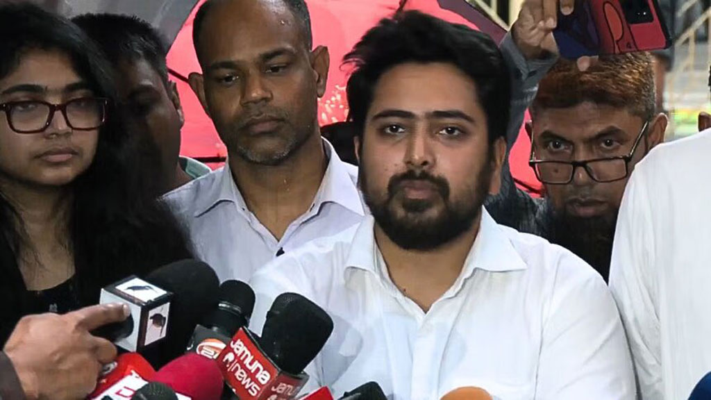আসিফ মাহমুদের বিরুদ্ধে দুদকের অনুসন্ধান নিয়ে নাহিদ ইসলামের প্রশ্ন