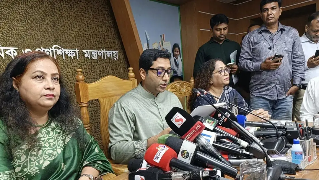 শিক্ষার বাইরে প্রায় ৪ কোটি মানুষ, মূলধারায় ফেরানোর আহ্বান প্রতিমন্ত্রীর