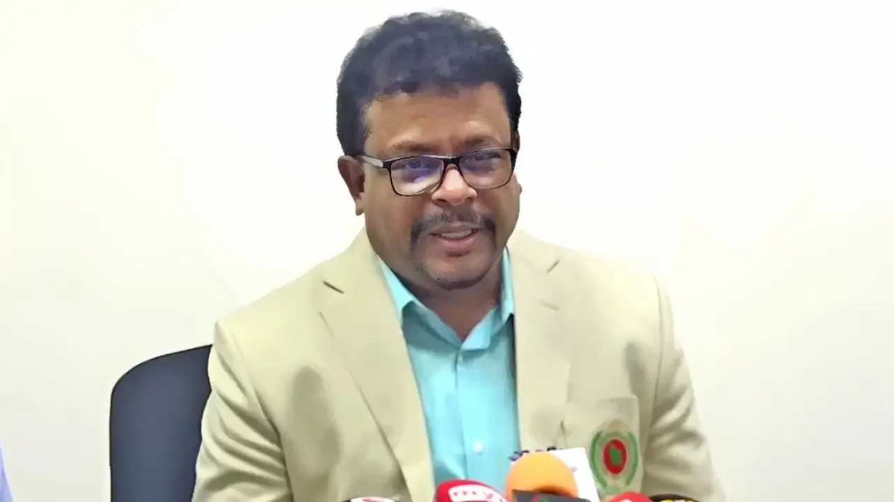 আসিফ মাহমুদের বিরুদ্ধে অর্থ পাচারের অভিযোগ মনগড়া নয়, প্রয়োজনে বিদেশ চিঠি দেওয়া হবে: দুদক সচিব